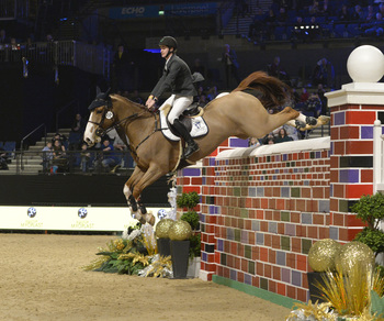 CHRIS MEGAHEY HITS THE HEIGHTS TO WIN NEW YEAR’S EVE PUISSANCE AT EQUESTRIAN.COM LIVERPOOL INTERNATIONAL HORSE SHOW CHRIS MEGAHEY HITS THE HEIGHTS TO WIN NEW YEAR’S EVE PUISSANCE AT EQUESTRIAN.COM LIVERPOOL INTERNATIONAL HORSE SHOW